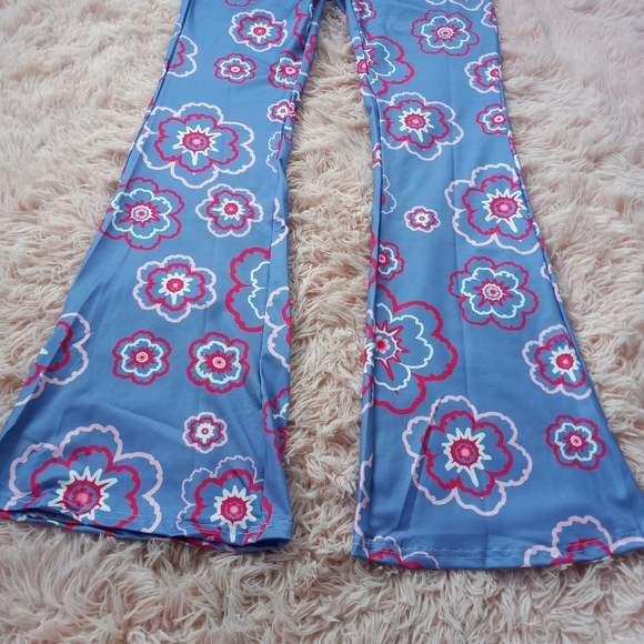 Bellbottom leggings! Y2k revival flower power retro print silky fit&flares - Picture 2 of 7